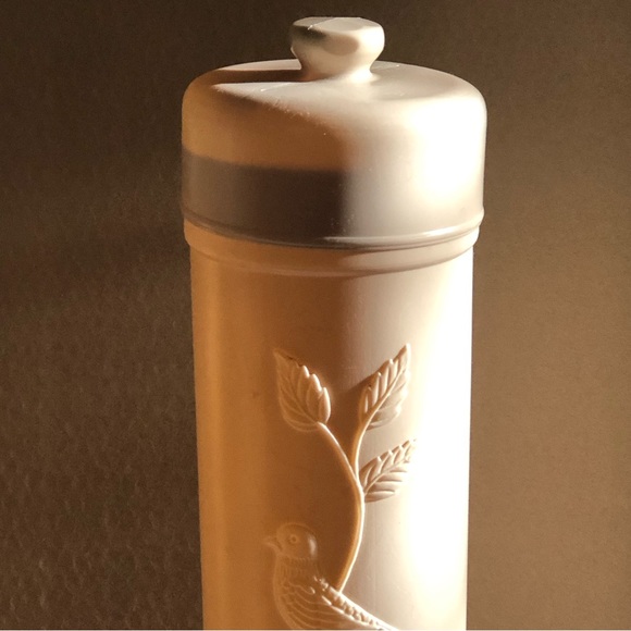 Vtg Blow Mold Bird & Vine Bathroom Toilet Tissue Paper Holder Storage Container - Picture 5 of 6